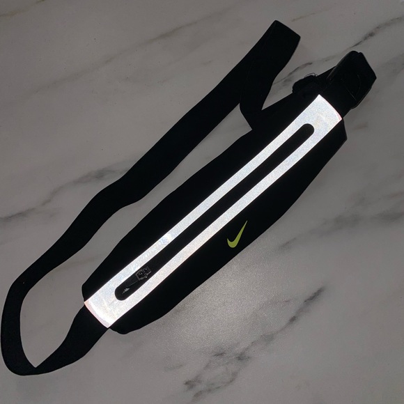 Nike band - Picture 2 of 2